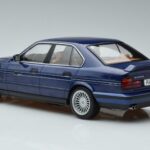 BMW Alpina B10 4.6 E34 Blau MCG 1:18