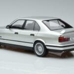 BMW Alpina B10 4.6 E34 Silber MCG 1:18
