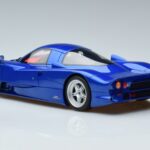 Nissan Nissan R390 GT1 Straßenversion Coupé GT Spirit 1:18 1:18 Resin