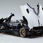 Pagani Pagani Zonda HP Barchetta Karbon Weiß LCD 1:18 1:18 Metall