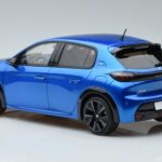 Peugeot Peugeot 208 GT Line Blau Otto 1:18 1:18 Resin