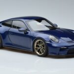 Porsche Porsche 911 992 GT3 Touring Paket Blau Metallic Norev 1:18 1:18 Metall