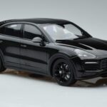 Porsche Porsche Cayenne S Coupe Minichamps 1:18 1:18 Metall