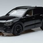 Volkswagen Volkswagen Touareg CR Schwarz FAW 1:18 1:18 Metall
