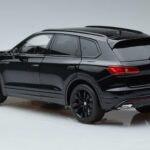 Volkswagen Volkswagen Touareg CR Schwarz FAW 1:18 1:18 Metall