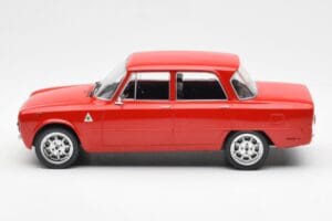 Alfa Romeo Giulia Nuova Super Rot Custom Wheels MCG 1:18 MCG18333 Metall — Bild 3 von 6