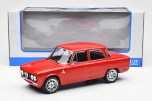 Alfa Romeo Giulia Nuova Super Rot Custom Wheels MCG 1:18 MCG18333 Metall — Bild 6 von 6