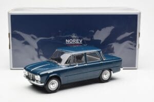 Alfa Romeo Giulia TI Petrol Blau Norev 1:18 187971 Metall — Bild 6 von 6