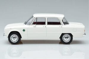 Alfa Romeo Giulia Ti Super Norev 1:18 187970 Metall — Bild 3 von 6