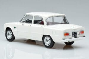 Alfa Romeo Giulia Ti Super Norev 1:18 187970 Metall — Bild 5 von 6