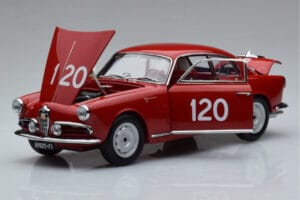Alfa Romeo Giulietta SV #120 Mille Miglia 1956 Kyosho 1:18 08957A Metall — Bild 2 von 9