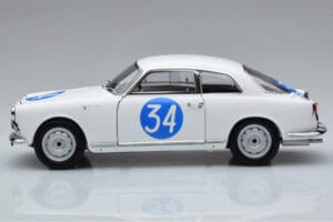 Alfa Romeo Giulietta SV #34 Targa Florio 1960 Kyosho 1:18 08957C Metall — Bild 4 von 9