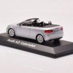 Audi A3 8P Cabriolet Silber Minichamps 1:43 - image 3 of 4
