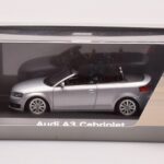 Audi A3 8P Cabriolet Silber Minichamps 1:43 - image 4 of 4