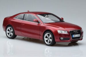 Audi A5 B8 Granatrot Norev 1:18 188352 Metall — Bild 5 von 7