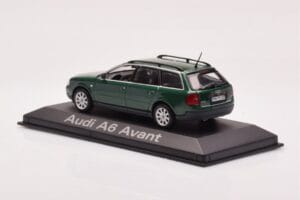 Audi A6 C5 Avant Grün Minichamps 1:43 5010106213 Metall — Bild 3 von 4
