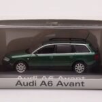 Audi A6 C5 Avant Grün Minichamps 1:43 - image 4 of 4