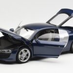 Audi R8 4.2 FSI V8 Blau Kyosho 1:18 - image 2 of 8