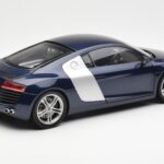 Audi R8 4.2 FSI V8 Blau Kyosho 1:18 - image 3 of 8