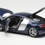 Audi R8 4.2 FSI V8 Blau Kyosho 1:18 - image 5 of 8