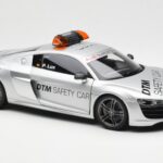 Audi R8 5.2 DTM Safety Car 2010 Kyosho 1:18 - image 6 of 8