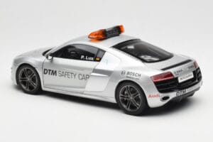 Audi R8 5.2 DTM Safety Car 2010 Kyosho 1:18 09216DTM Metall — Bild 7 von 8