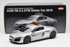 Audi R8 5.2 DTM Safety Car 2010 Kyosho 1:18 09216DTM Metall — Bild 8 von 8