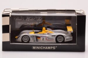 Audi R8 Infineon #2 L. Aiello / R. Capello / Pescatori 2nd Place 24 Hours of Le Mans 2001 Minichamps 1:43 400011202 Metall — Bild 4 von 4