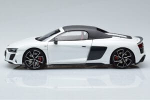 Audi R8 Spyder Performance Weiss Kengfai 1:18 VAKF-0351 Metall — Bild 4 von 11