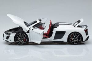 Audi R8 Spyder Performance Weiss Kengfai 1:18 VAKF-0351 Metall — Bild 5 von 11