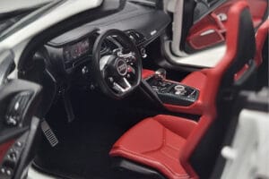 Audi R8 Spyder Performance Weiss Kengfai 1:18 VAKF-0351 Metall — Bild 9 von 11