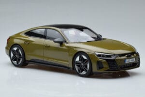 Audi RS E-Tron GT Olivgrün Norev 1:18 188380 Metall — Bild 4 von 6