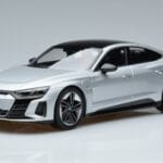 Audi RS e-tron GT Silber Norev 1:18 188381 Metall