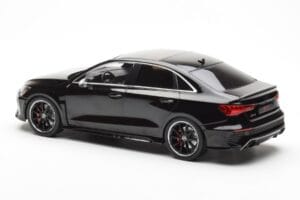 Audi RS3 8Y Limousine Schwarz MCG 1:18 MCG18450 Metall — Bild 5 von 6