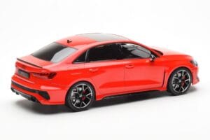 Audi RS3 8Y Limousine Rot MCG 1:18 MCG18451 Metall — Bild 2 von 6