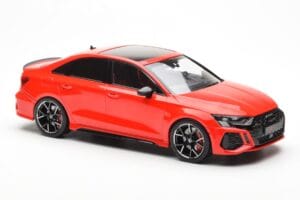 Audi RS3 8Y Limousine Rot MCG 1:18 MCG18451 Metall — Bild 4 von 6