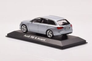 Audi RS6 C6 Monza Silber Minichamps 1:43 5010710213 Metall — Bild 3 von 4