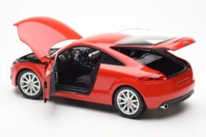 Audi TT 8J Rot Metallic Minichamps 1:18 100015021 Metall — Bild 5 von 8