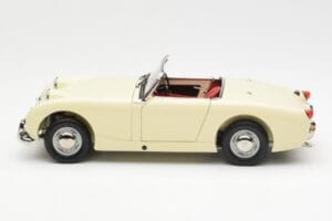Austin-Healey Sprite Mk I Open Old English Weiß Kyosho 1:18 08953EW Metall — Bild 4 von 8
