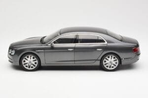 Bentley Flying Spur W12 Granite Grau Kyosho 1:18 08891GN Metall — Bild 4 von 8