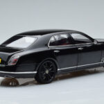 Bentley Mulsanne W.O. Edition By Mulliner Schwarz Almost Real 1:18 - image 3 of 11