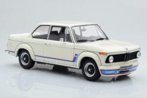 BMW 2002 Turbo Weiß Kyosho 1:18 08544W Metall — Bild 6 von 8