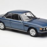 BMW 3.0 CSi E9 Blau Metallic AUTOart 1:18 - image 6 of 8