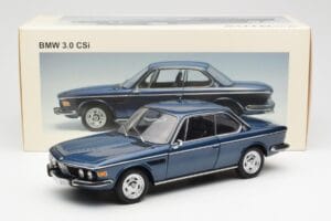 BMW 3.0 CSi E9 Blau Metallic AUTOart 1:18 70672 Metall — Bild 8 von 8