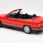 BMW 318i E30 Cabriolet Rot Norev 1:18 - image 5 of 6