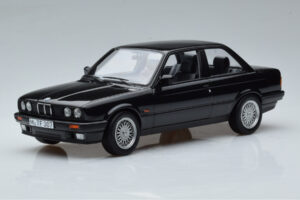 BMW 325i E30 Schwarz Norev 1:18