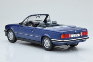 BMW 325i E30 Cabriolet Blau MCG 1:18 MCG18381 Metall — Bild 4 von 5