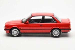 BMW 325i E30 Rot Norev 1:18 183202 Metall — Bild 3 von 6
