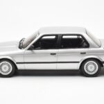 BMW 325i E30 Silber Otto 1:18 - image 3 of 6