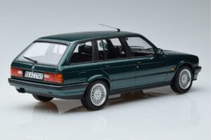 BMW 325i E30 Touring Grün Metallic Norev 1:18 183219 Metall — Bild 2 von 6